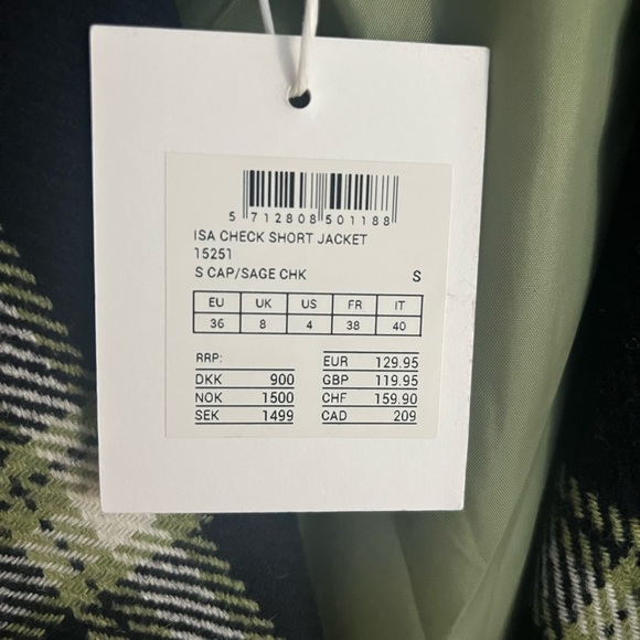 ISA CHECK SHORT JACKET - Picture 5 of 5